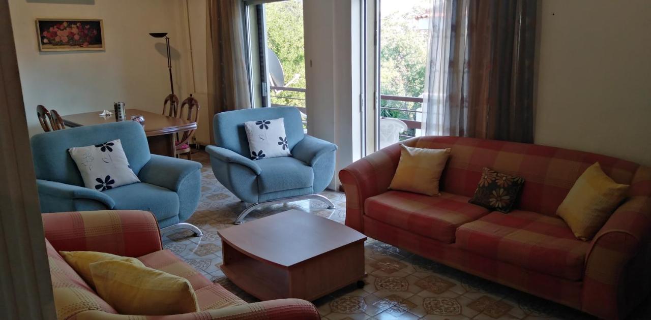 Ομορφο Διαμερισμα Με Μεγαλες Βεραντες Apartment Athens Luaran gambar